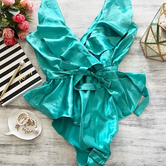 Vintage Victoria's Secret teal satin ruffle cinched waist bodysuit size medium - Picture 9 of 16